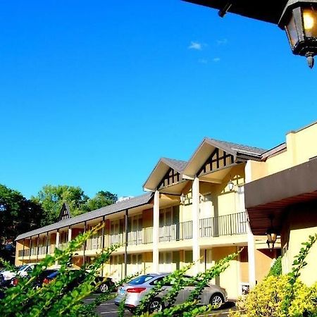 West Gate Inn Nyack Bagian luar foto