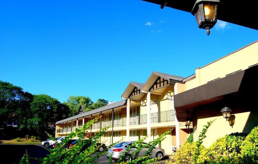 West Gate Inn Nyack Bagian luar foto