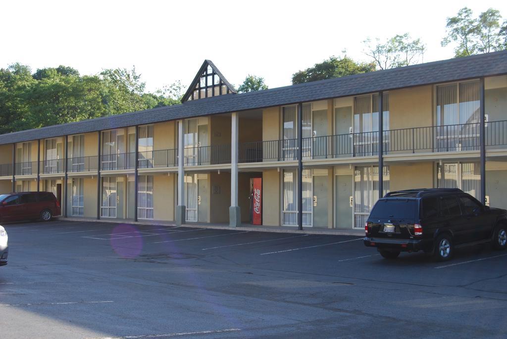 West Gate Inn Nyack Bagian luar foto