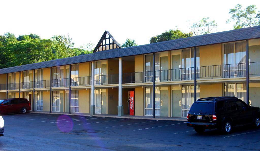 West Gate Inn Nyack Bagian luar foto