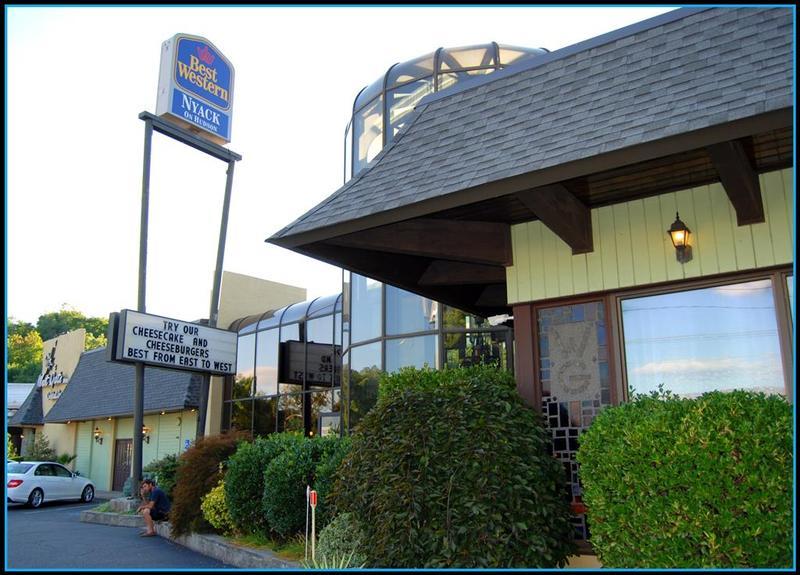 West Gate Inn Nyack Bagian luar foto